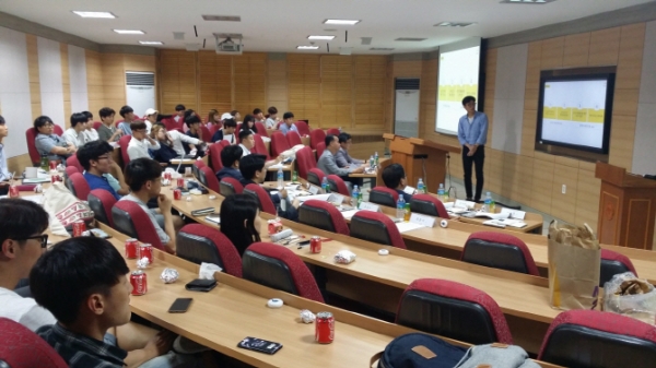 올해 2학기부터 ‘고양시 스포츠발전 방안’을 주제로 수업을 진행하게 될 한양대 스포츠산업과의 수업 모습.(사진=고양시)