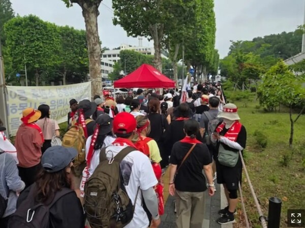 부정선거에 항거하는 자유의 함성