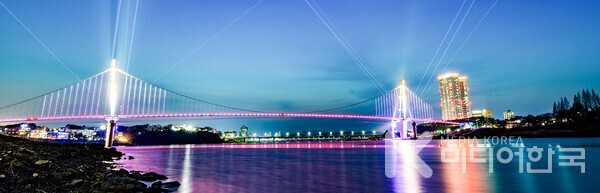 남한강 출렁다리 