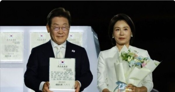 자랑스러운 국민임명장=데드덕일세?