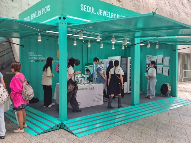 DDP 어울림광장에서 운영된 ‘SEOUL JEWELRY PICKS’ 팝업스토어 현장