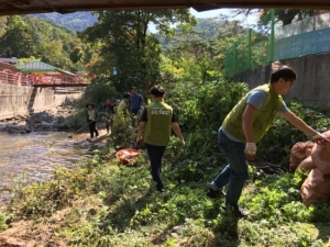 포천시, 억새꽃 축제 및 추석맞이 산정호수 합동 정화활동 실시