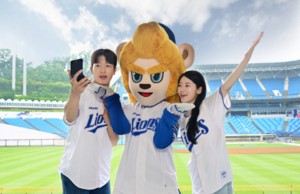 [경제] 삼성전자 ‘갤럭시 Z 폴드7·Z 플립7’ 프로야구 연계 마케팅 진행